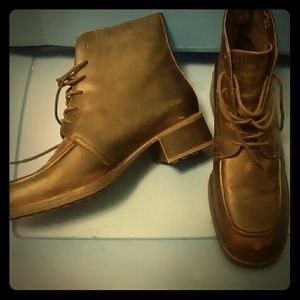 Liz Claiborne ankle boots